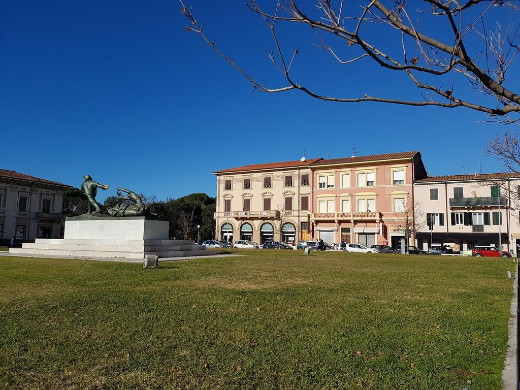 Historical Apartments By Seaside Viareggio Zewnętrze zdjęcie