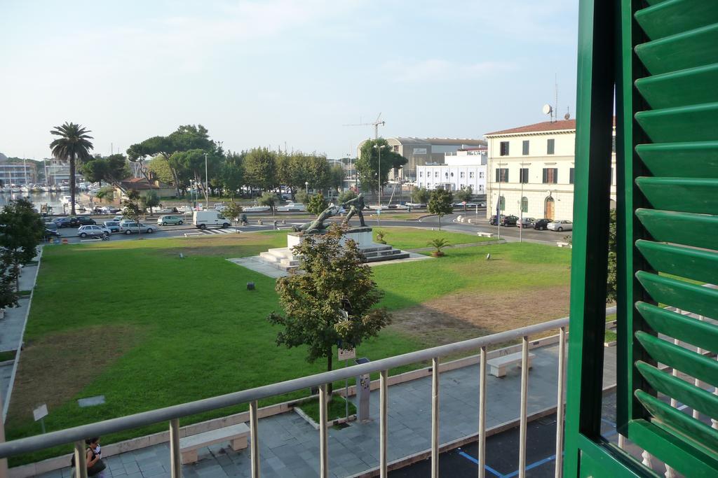 Historical Apartments By Seaside Viareggio Zewnętrze zdjęcie
